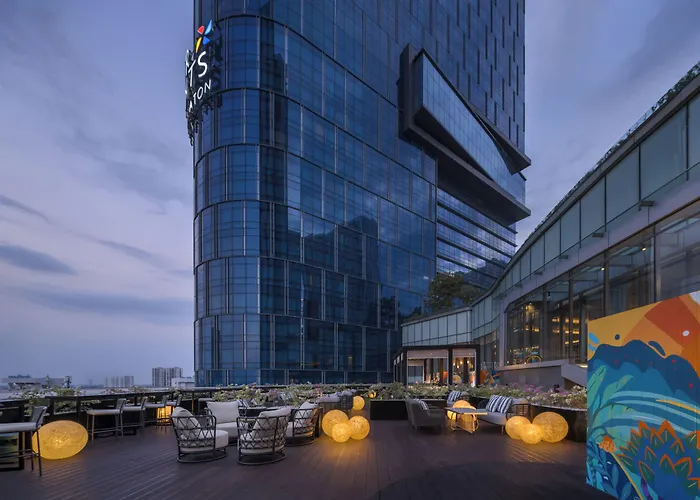 Four Points by Sheraton Surabaya, Pakuwon Indah